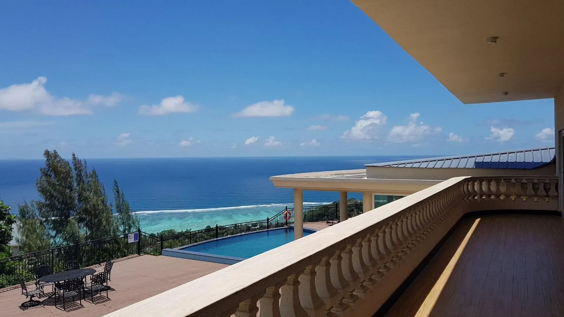 Hotel Amanda Villa - Best Value Mountain Top Inn Au Cap Seychelles