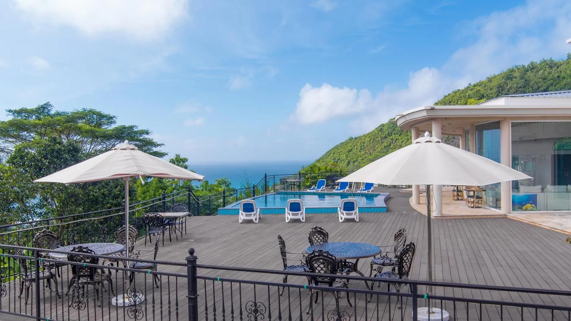 Amanda Villa - Best Value Mountain Top Inn Au Cap 0*,
