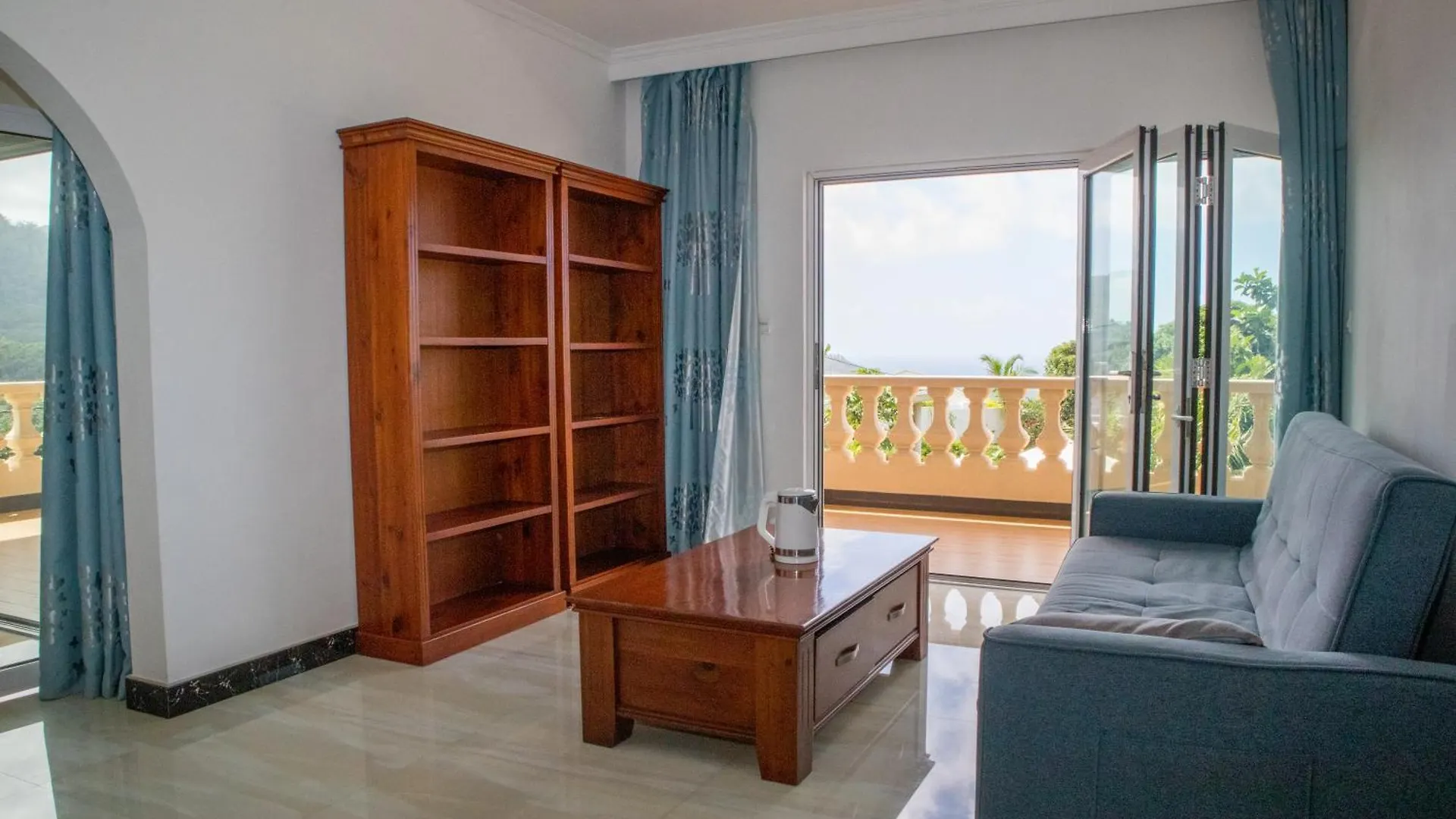 Amanda Villa - Best Value Mountain Top Inn Au Cap Hotel