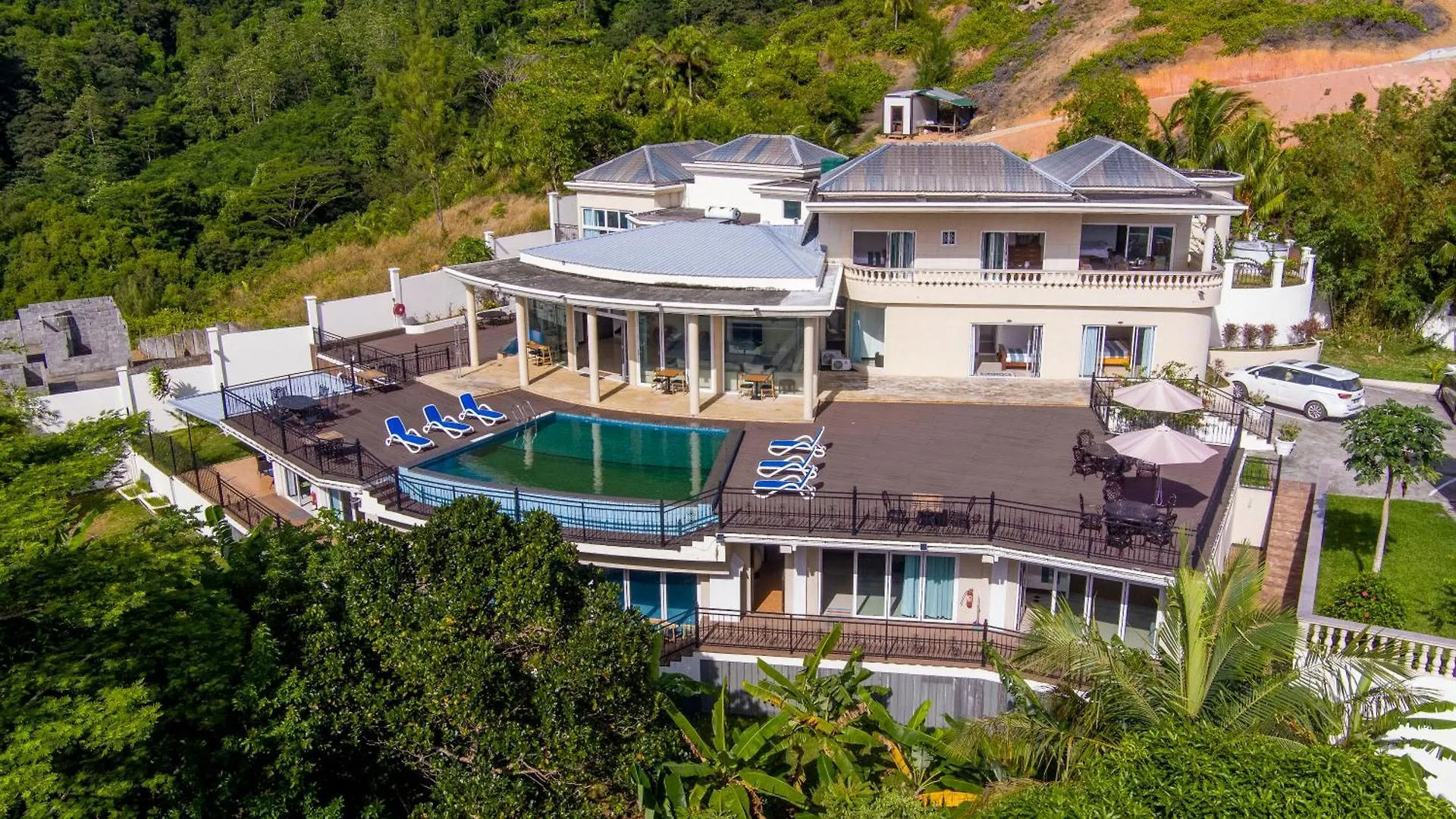 Amanda Villa - Best Value Mountain Top Inn Au Cap Hotel