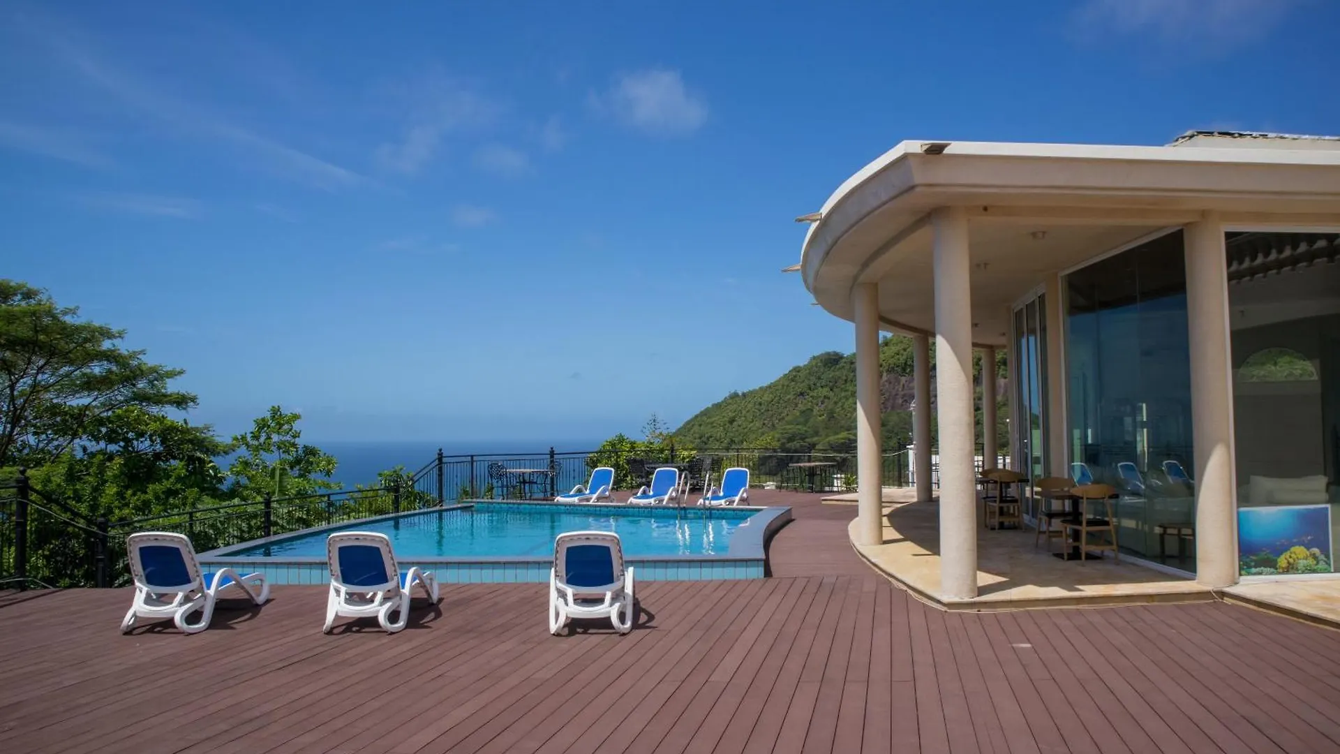 Amanda Villa - Best Value Mountain Top Inn Au Cap Hotel