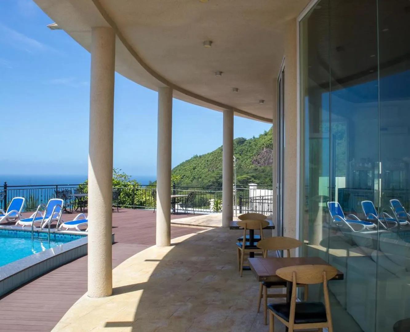 Hotel Amanda Villa - Best Value Mountain Top Inn Au Cap