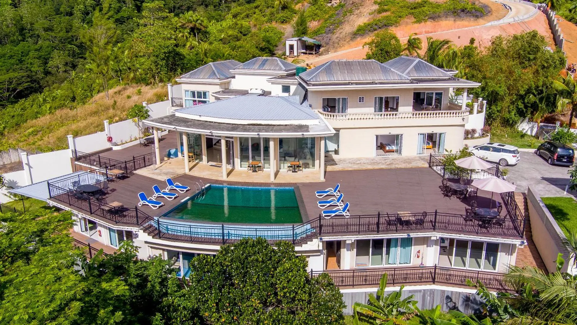 Hotel Amanda Villa - Best Value Mountain Top Inn Au Cap