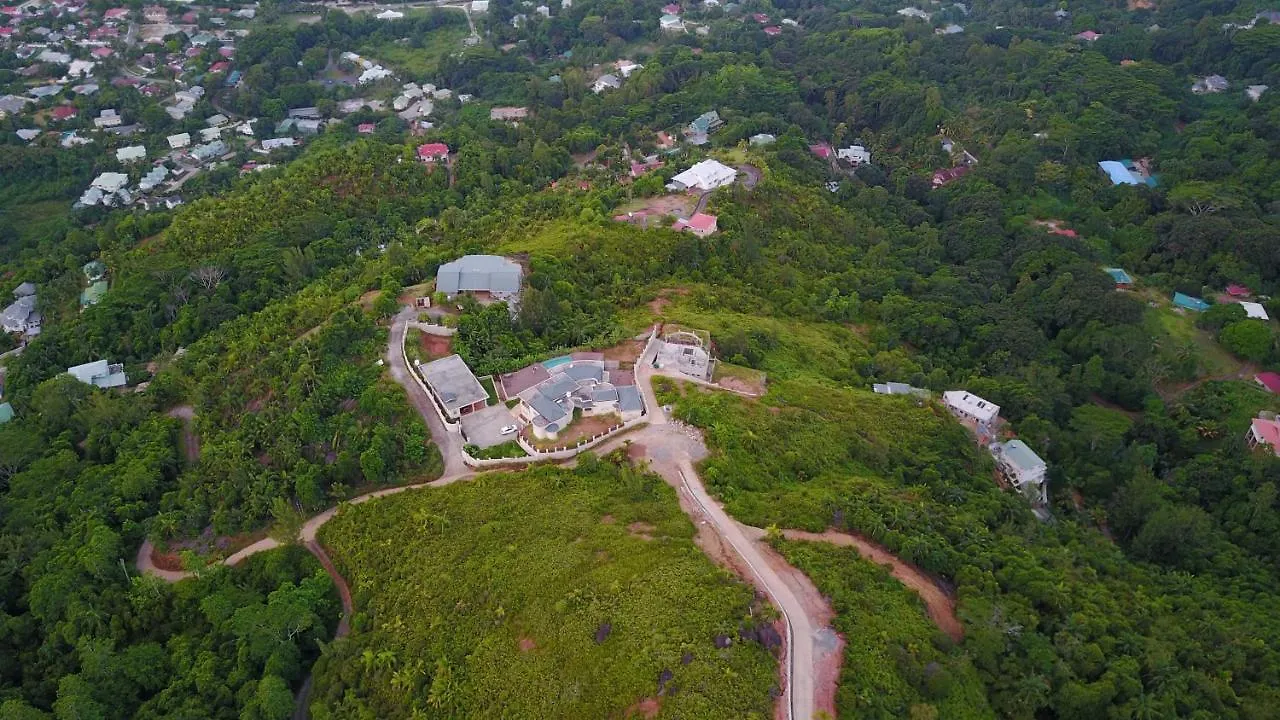 Amanda Villa - Best Value Mountain Top Inn Au Cap Hotel